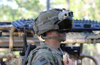 Microsoft will ship improved HoloLens fight goggles to Military testers this month