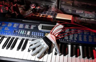 Gentle Robo-Glove Can Assist Stroke Sufferers Relearn to Play Music