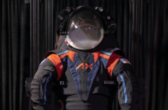 NASA expands builders’ contracts for its next-gen spacesuits