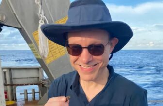 Astrophysicist who claimed to search out alien tech could have accomplished the science flawed