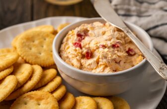 Creamy Pimento Cheese | Cookies and Cups