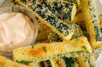 Crispy Parmesan Zucchini Fries with Chipotle Mayo