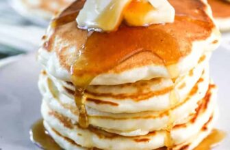 Completely Fluffy Pancakes From Scratch!