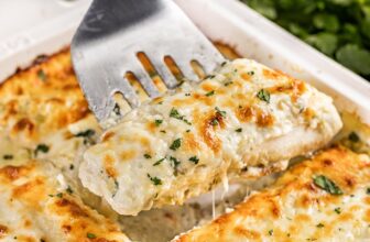 Straightforward Inexperienced Chile Rooster Enchiladas