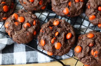 Darkish Chocolate Cookies – Cookies and Cups