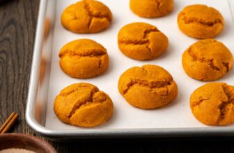 Cake Combine Pumpkin Cookies | Cookies and Cups