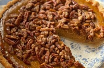 MAPLE PECAN PUMPKIN PIE