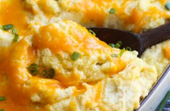 Baked Tacky Mashed Potatoes – Cookies and Cups