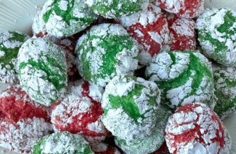 CHRISTMAS COOL WHIP COOKIES – The Southern Girl Cooks