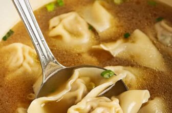 Selfmade Wonton Soup & Wontons!