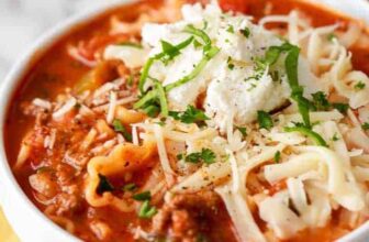 CrockPot Lasagna Soup Tacky & Scrumptious